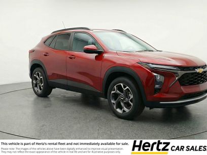 Used 2025 Chevrolet Trax LT