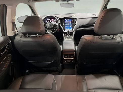 Used 2022 Subaru Outback Limited image 15