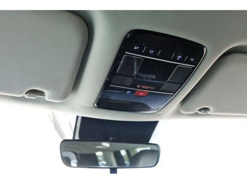 Used 2025 Hyundai Santa Fe SEL image 23