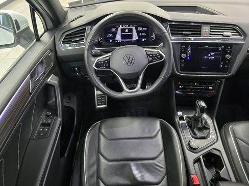 Used 2022 Volkswagen Tiguan SEL R-Line image 26