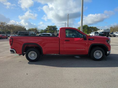 Used 2025 GMC Sierra 1500 Pro w/ Convenience Package image 5