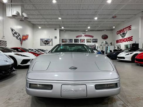 Used 1996 Chevrolet Corvette Coupe RWD image 20
