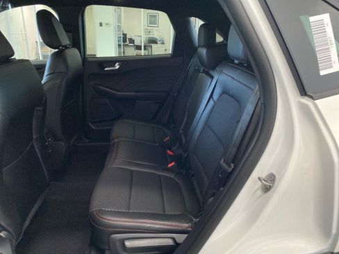 New 2025 Ford Escape ST-Line w/ Tech Pack #1 image 10