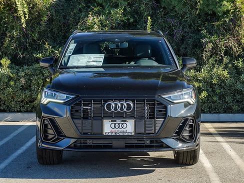 New 2025 Audi Q3 2.0T Premium image 2