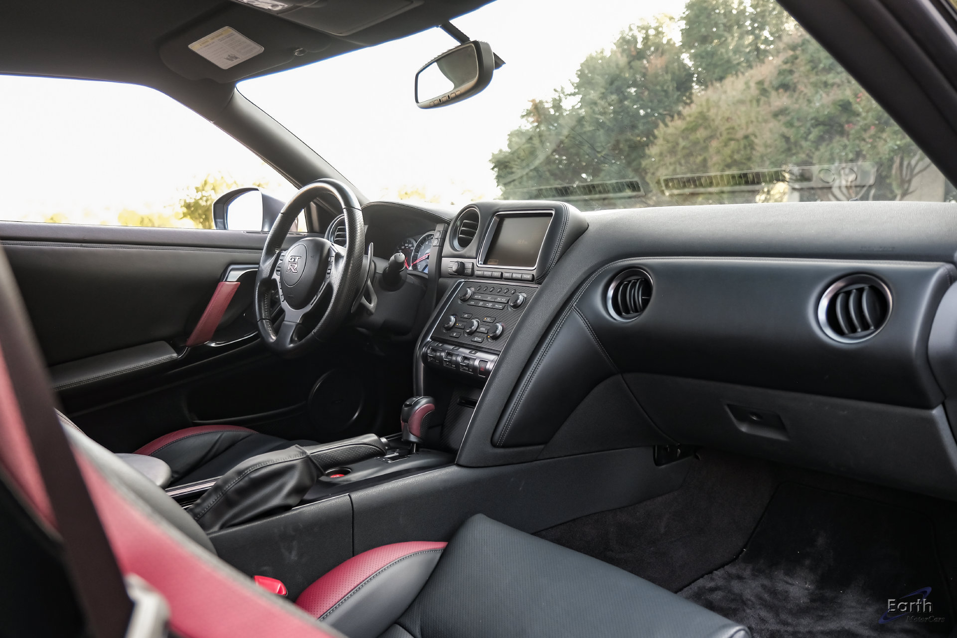 Used 2013 Nissan GT-R Black Edition AWD/4WD image 48