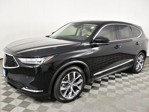 Used 2022 Acura MDX w/ Technology Package AWD/4WD image 10
