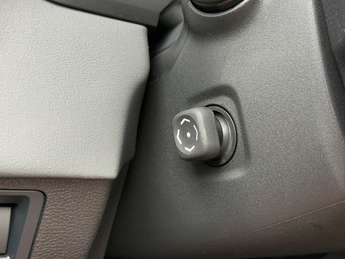 New 2025 Toyota Tundra Platinum image 21