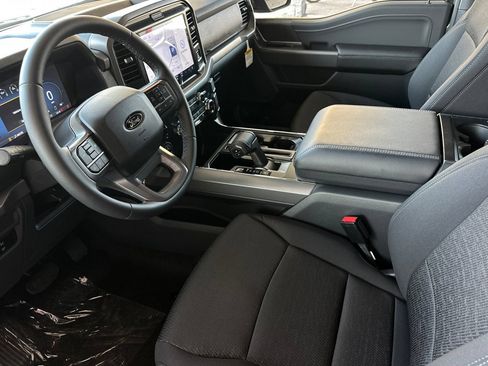 New 2026 Ford F150 XLT w/ XLT Black Appearance Package AWD/4WD image 9