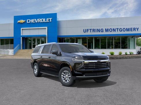New 2026 Chevrolet Suburban LT w/ Comfort Package AWD/4WD image 1