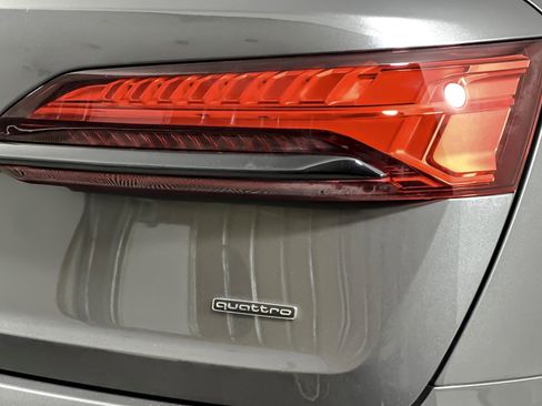 Used 2025 Audi Q7 2.0T Premium Plus w/ Premium Plus Package image 8