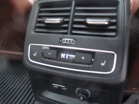 Used 2019 Audi A4 2.0T Premium Plus w/ Premium Plus Package image 11