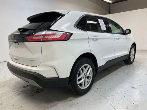 Used 2022 Ford Edge SEL image 8