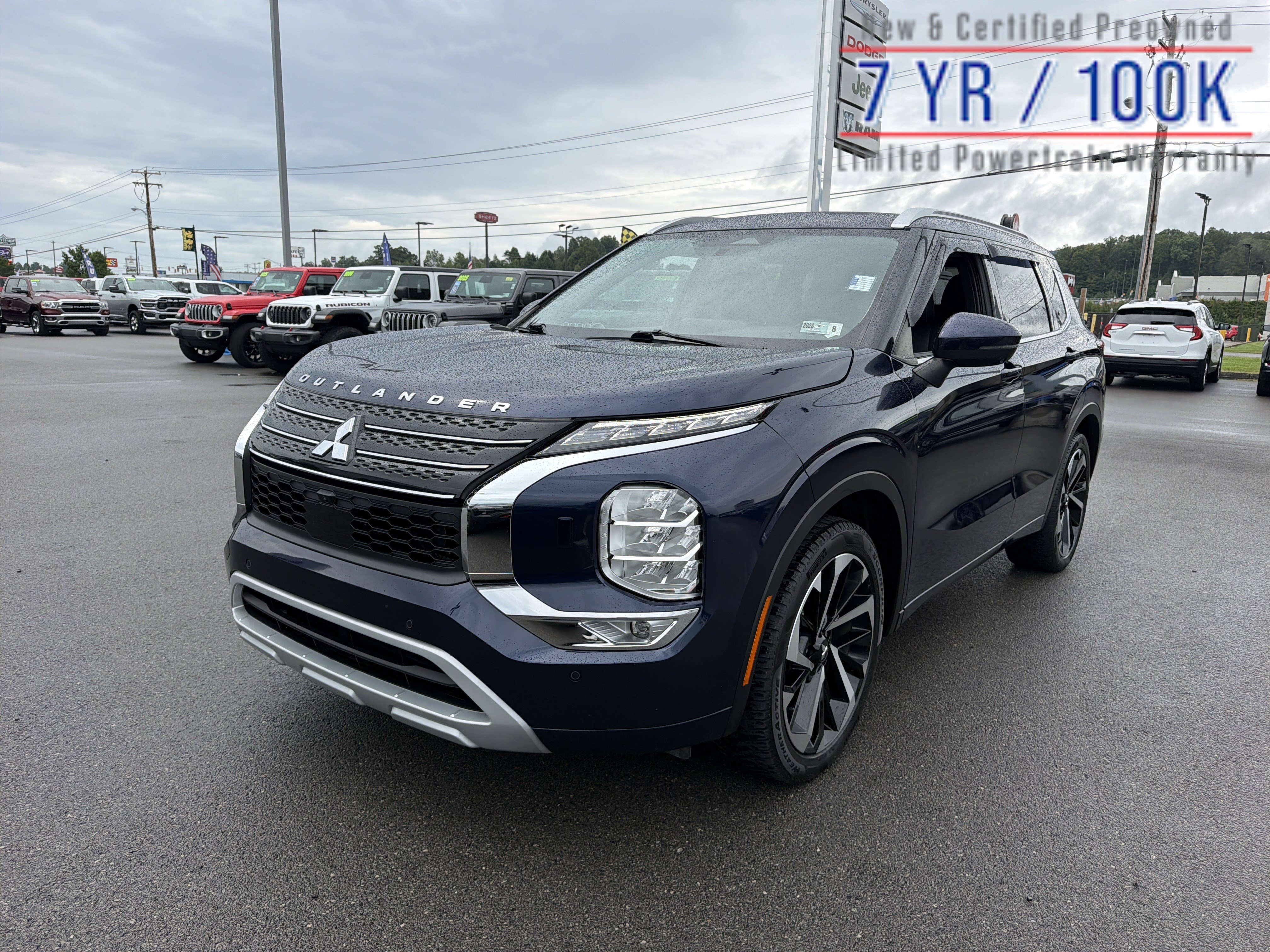 Used 2022 Mitsubishi Outlander SEL AWD/4WD image 1
