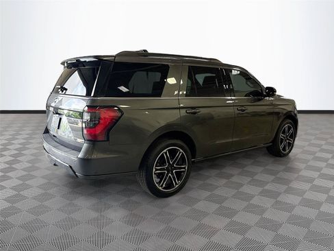 Used 2020 Ford Expedition Limited w/ Equipment Group 303A AWD/4WD image 7