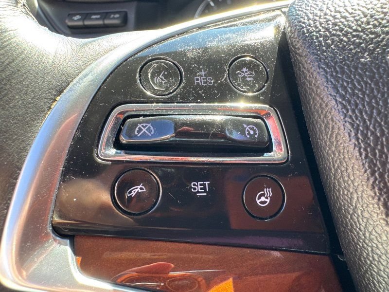 Used 2018 Cadillac Escalade ESV Premium Luxury RWD image 39