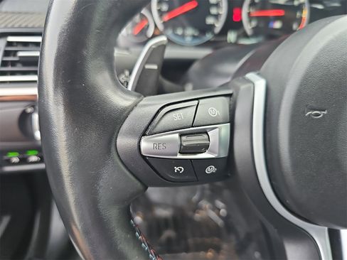 Used 2016 BMW M6 Coupe image 17