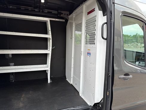 Used 2024 Ford Transit 250 148 Medium Roof w/ Load Area Protection Package RWD image 31