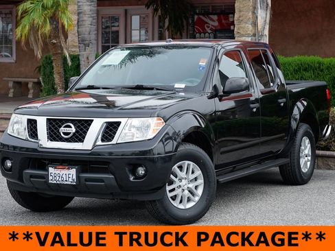 Used 2017 Nissan Frontier SV w/ SV Value Truck Package RWD image 4