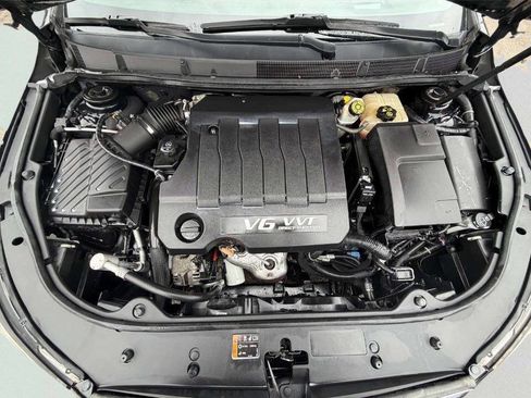 Used 2011 Buick LaCrosse CXL w/ Driver Confidence Package image 27