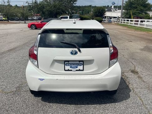 Used 2015 Toyota Prius C Two FWD image 6