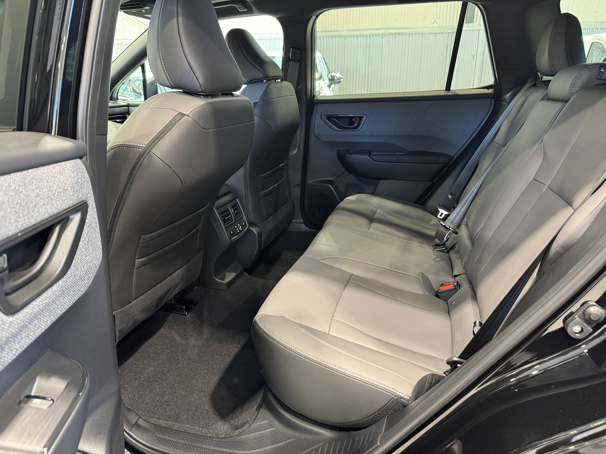 New 2026 Subaru Outback Limited AWD/4WD image 8