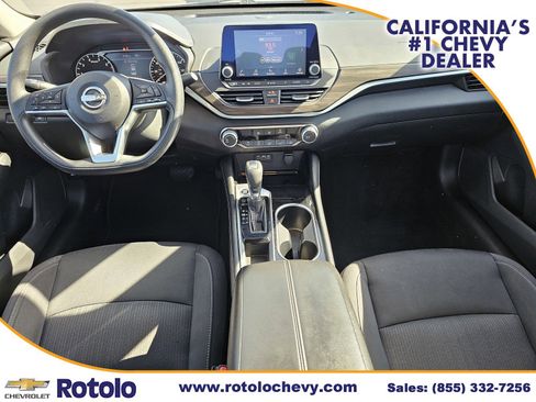 Used 2023 Nissan Altima 2.5 SV FWD image 17