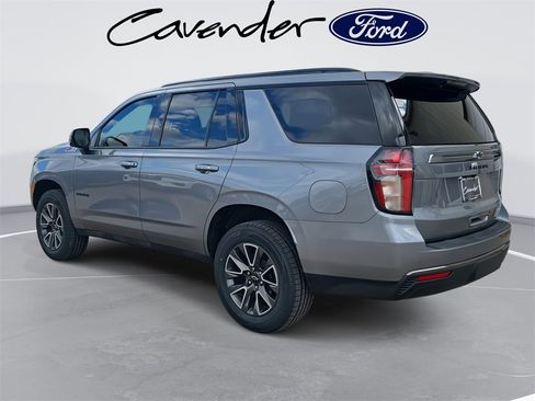 Used 2022 Chevrolet Tahoe Z71 w/ Z71 Off-Road Package image 7