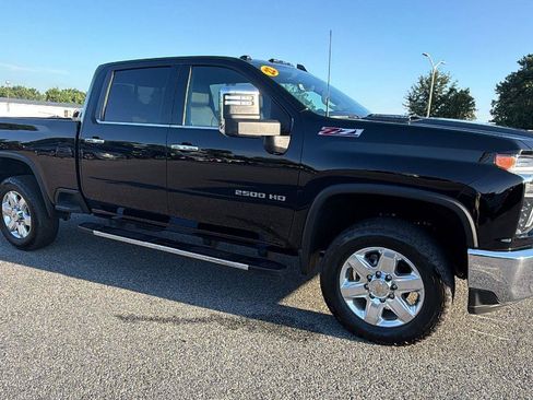 Used 2022 Chevrolet Silverado 2500 LTZ w/ LTZ Premium Package AWD/4WD image 7