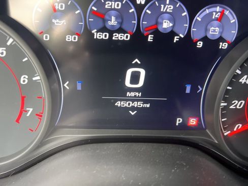 Used 2020 Chevrolet Camaro SS RWD image 15
