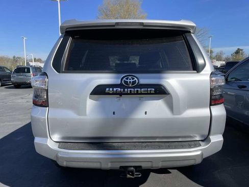 Used 2024 Toyota 4Runner TRD Off-Road Premium w/ Moonroof Package image 4