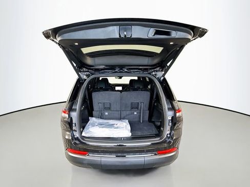 New 2025 Jeep Grand Cherokee L Limited w/ Black Appearance Package image 26