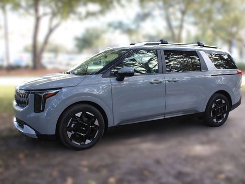 New 2026 Kia Carnival EX FWD image 21