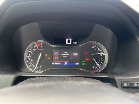 Used 2016 Honda Pilot Touring image 16