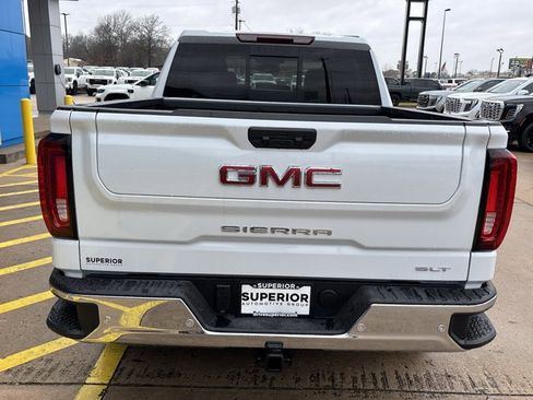 New 2026 GMC Sierra 1500 SLT image 4
