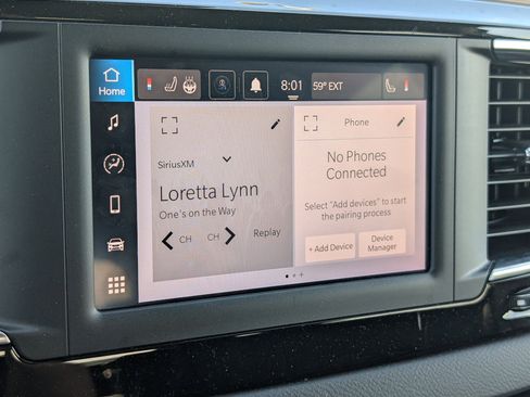 Used 2024 Chrysler Voyager LX image 11