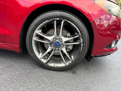 Used 2014 Ford Fusion Titanium FWD image 8