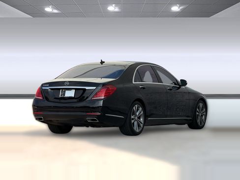 Used 2015 Mercedes-Benz S 550 Sedan image 9