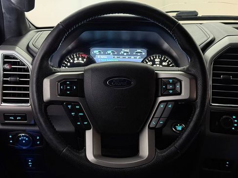 Used 2015 Ford F150 Lariat w/ Equipment Group 502A Luxury AWD/4WD image 31