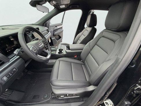 New 2026 GMC Terrain Elevation w/ Elevation Premium Package image 8