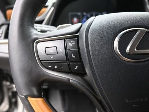 Used 2020 Lexus ES 350 w/ Accessory Package FWD image 21