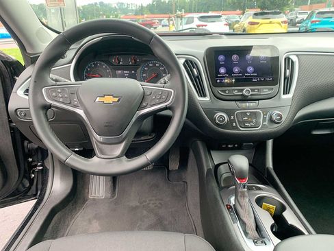 Certified 2023 Chevrolet Malibu RS w/ Driver Confidence Package FWD image 19