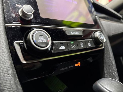 Used 2020 Honda Civic Sport image 22