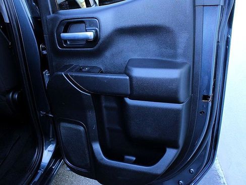 Used 2021 Chevrolet Silverado 1500 Custom RWD image 18