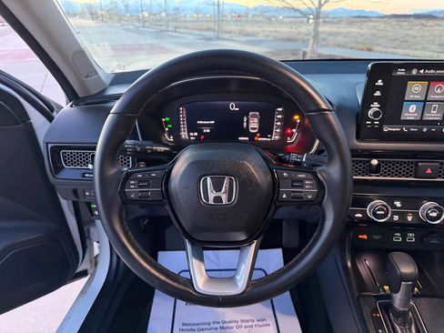 Used 2024 Honda Civic Touring image 23
