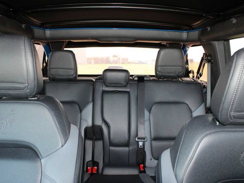 Used 2024 Ford Bronco Black Diamond AWD/4WD image 15