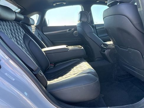 Used 2023 Genesis G80 3.5T Sport image 15