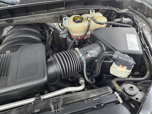 Used 2021 Chevrolet Tahoe LT image 24