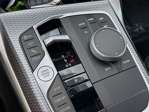 Used 2024 BMW 430i Coupe w/ M Sport Package image 17