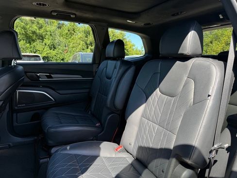 Used 2024 Kia Telluride SX Prestige X-Pro AWD/4WD image 12