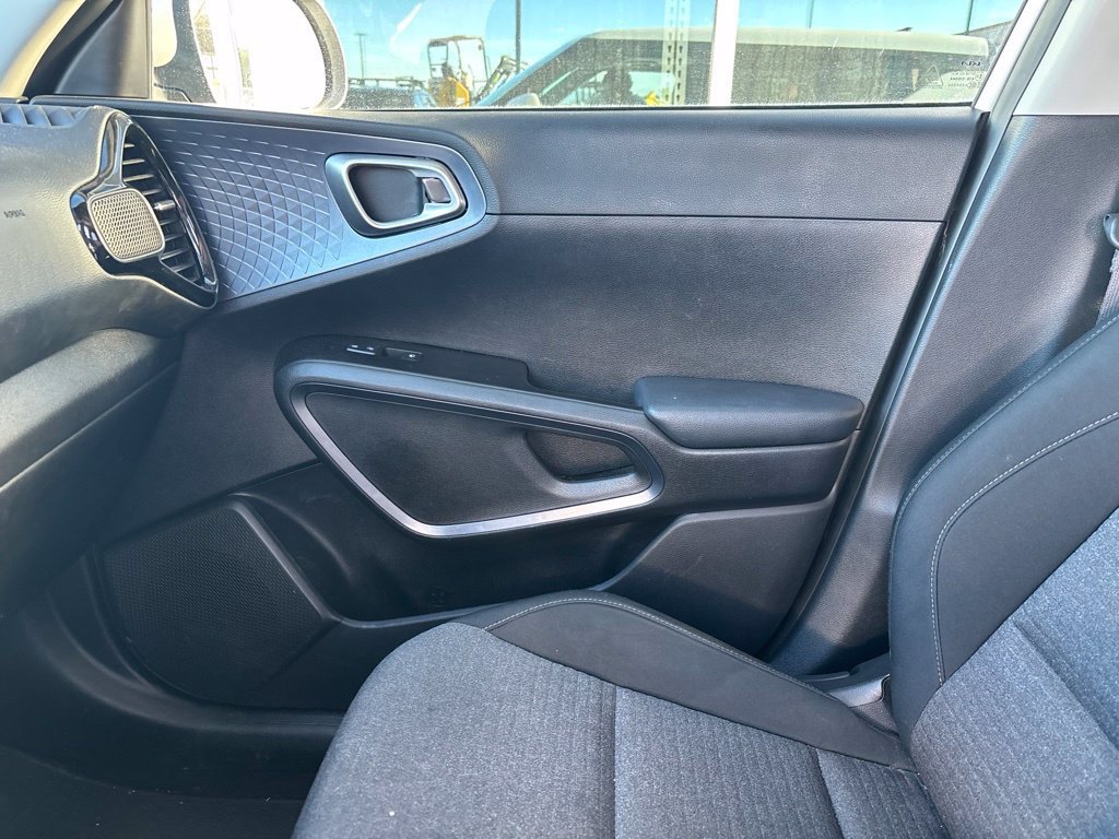 Certified 2023 Kia Soul EX FWD image 8